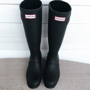 Tall Matte Black Hunter Boots!